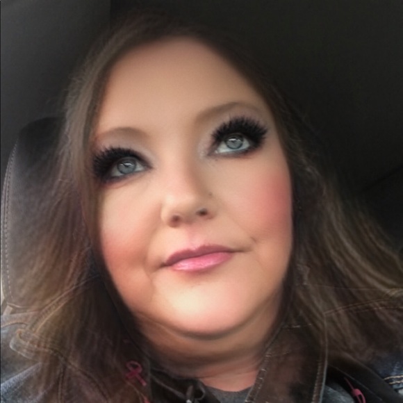 Meet your Posher, Francine - Picture 1 of 1